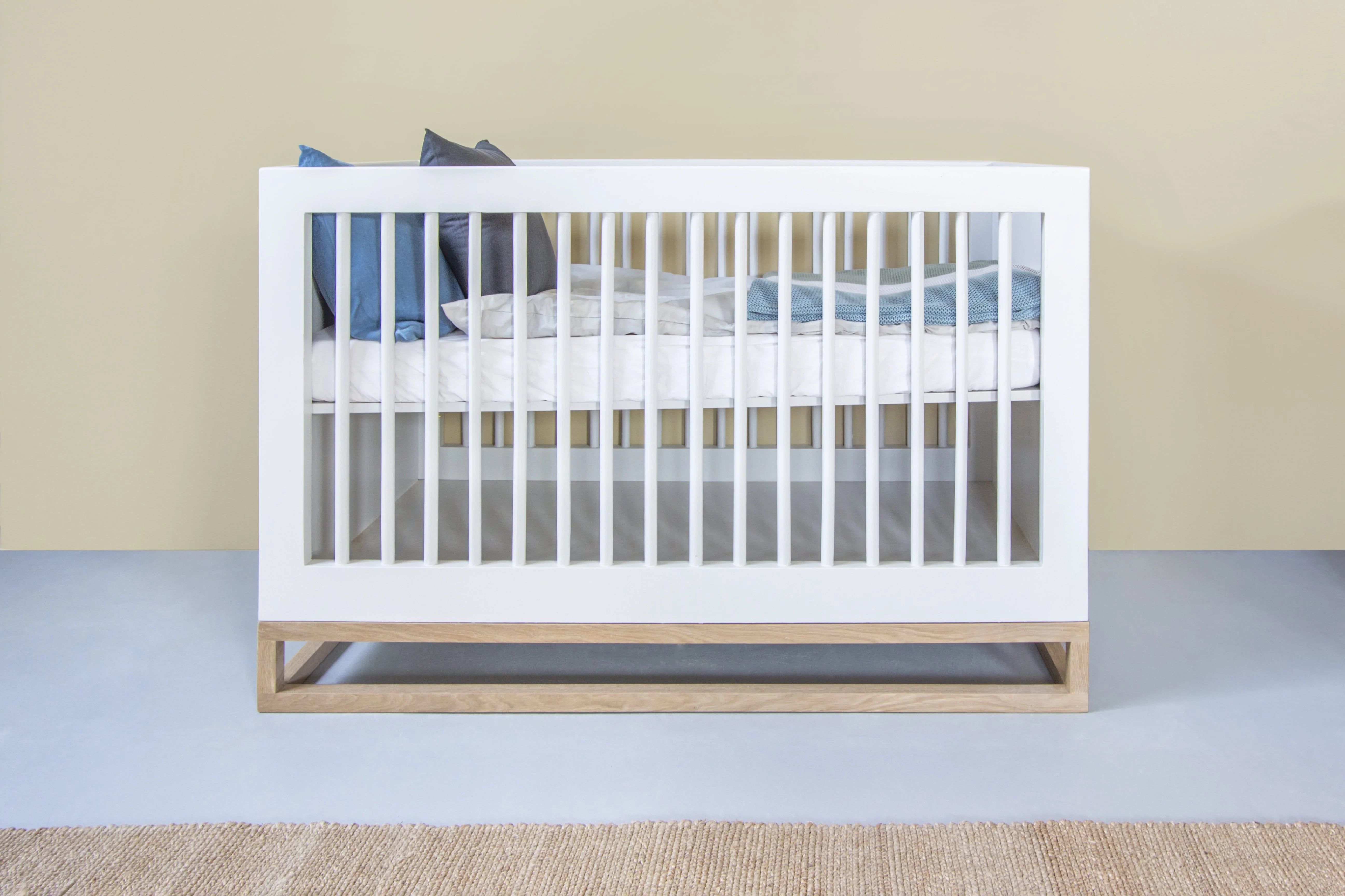 how-long-do-babies-stay-in-cots-the-room